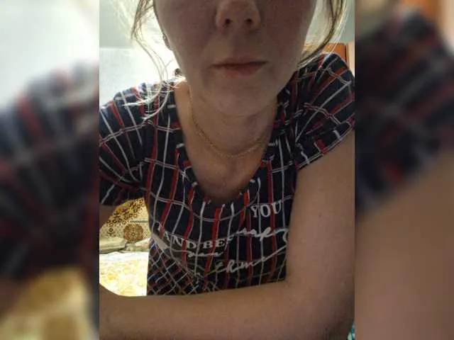 Live sex webcam photo for GortensiaMone #276759935