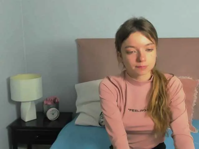 Live sex webcam photo for GraceShow #276438623