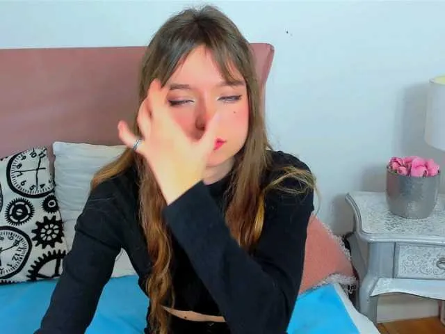 Live sex webcam photo for GraceShow #276766898