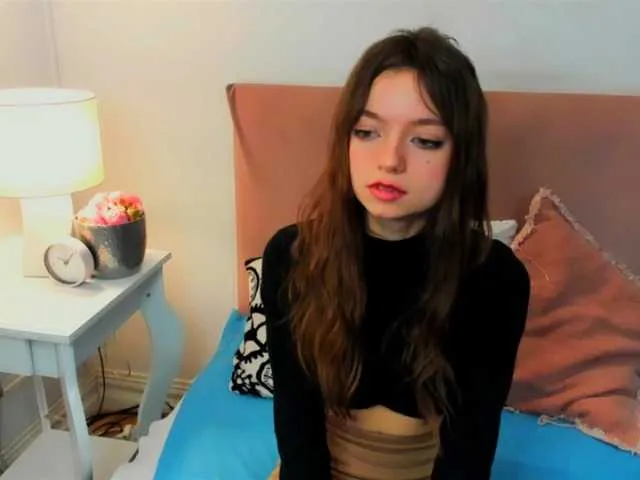 Live sex webcam photo for GraceShow #276908613
