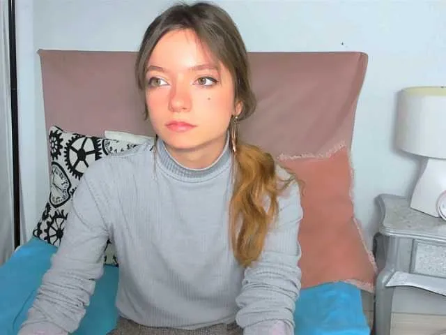 Live sex webcam photo for GraceShow #277070341