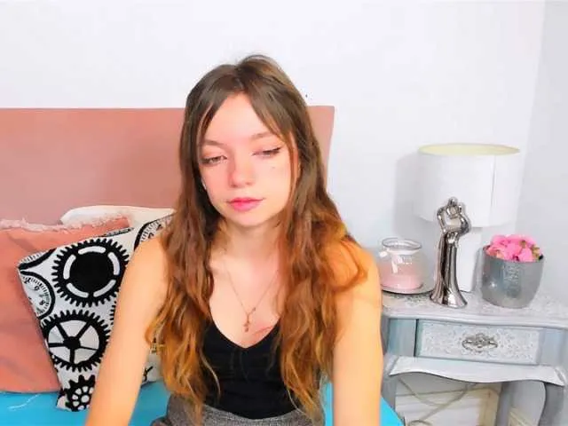 Live sex webcam photo for GraceShow #277192767