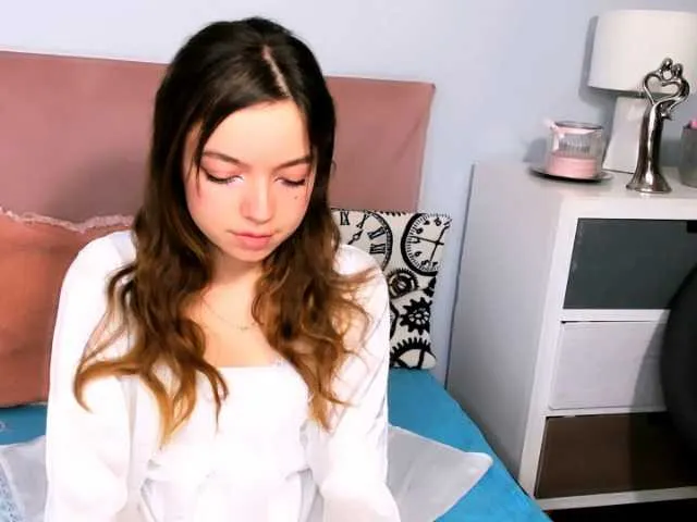 Live sex webcam photo for GraceShow #277484692