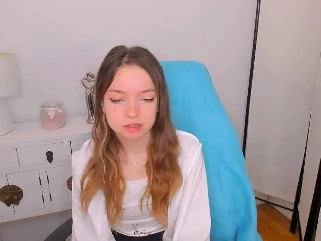 Live sex webcam photo for GraceShow #277636404