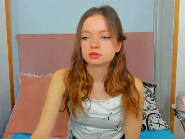 Live sex webcam photo for GraceShow #277866311
