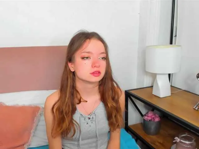 Live sex webcam photo for GraceShow #277906457