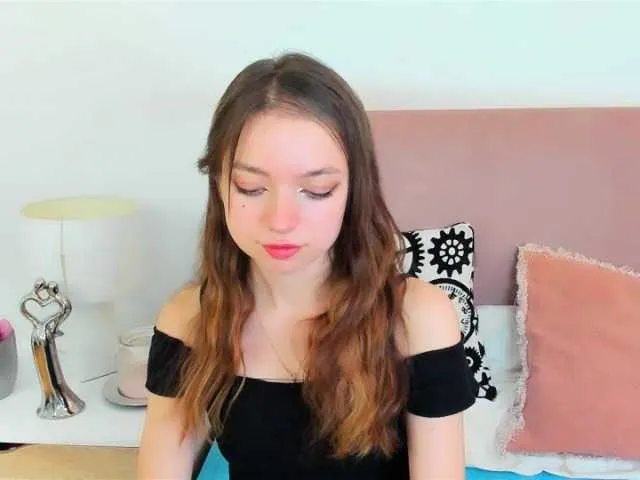Live sex webcam photo for GraceShow #277921119