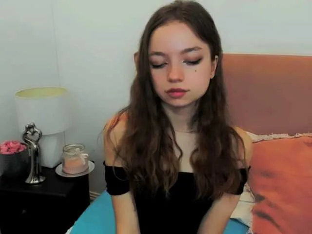 Live sex webcam photo for GraceShow #277977487