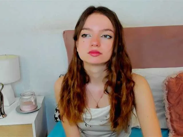Live sex webcam photo for GraceShow #277984466