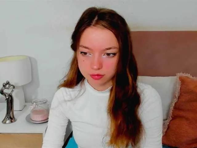 Live sex webcam photo for GraceShow #277996252