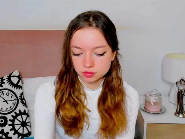 Live sex webcam photo for GraceShow #278002891