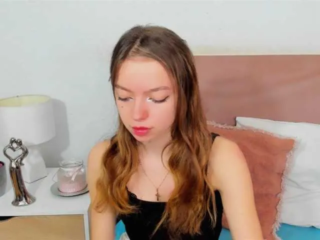 Live sex webcam photo for GraceShow #278068347