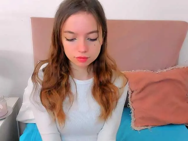 Live sex webcam photo for GraceShow #278113943