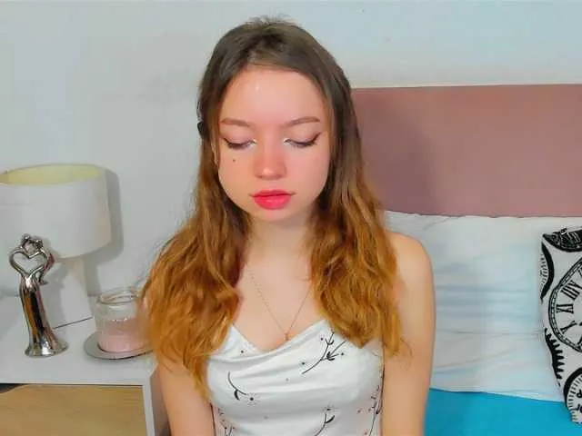 Live sex webcam photo for GraceShow #278218330