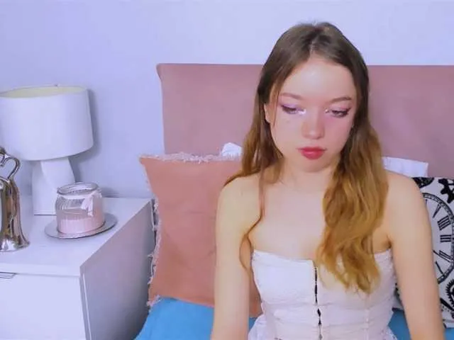 Live sex webcam photo for GraceShow #278291017