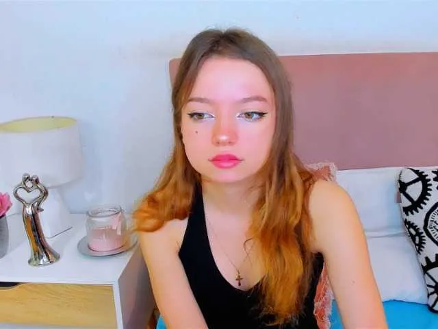 Live sex webcam photo for GraceShow #278296534