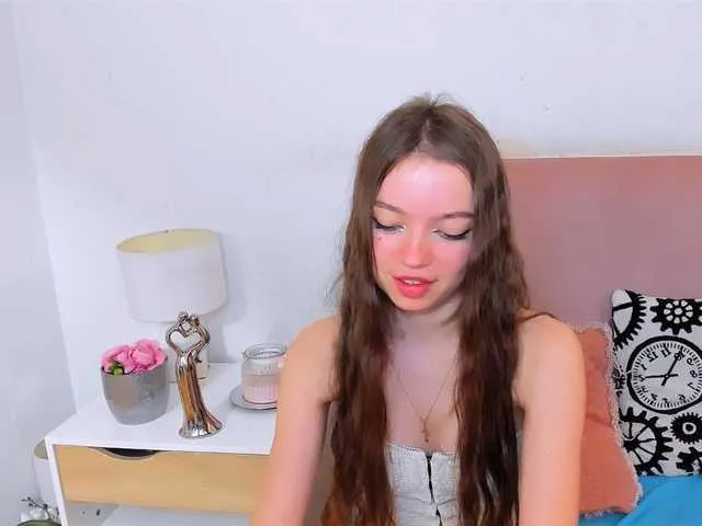 Live sex webcam photo for GraceShow #288513381