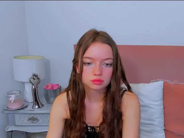 Live sex webcam photo for GraceShow #289782539