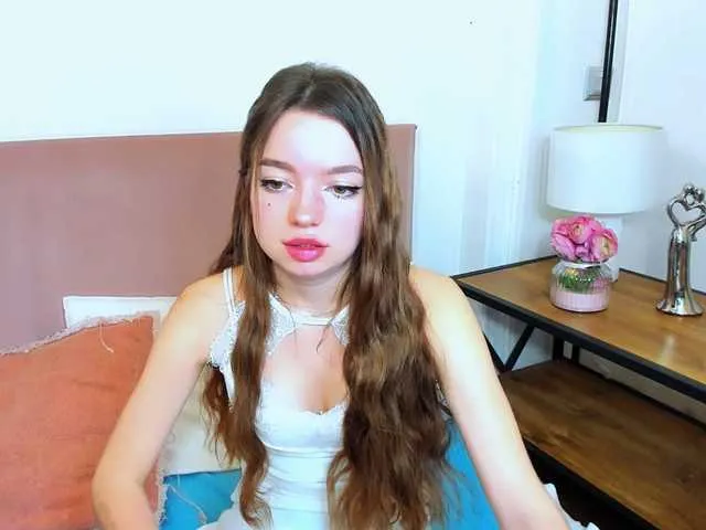 Live sex webcam photo for GraceShow #290607487