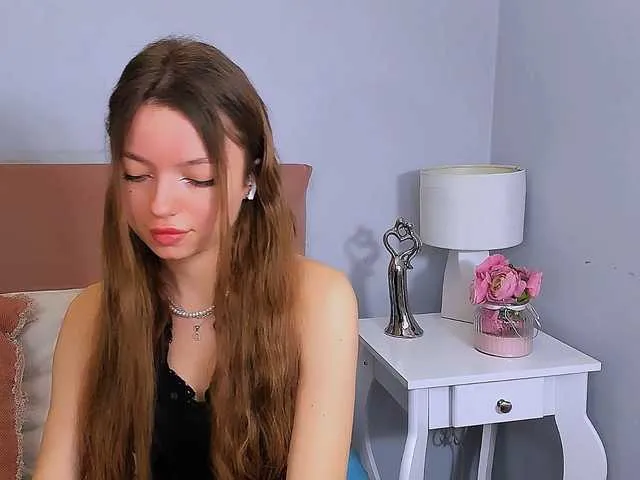 Live sex webcam photo for GraceShow #290852715