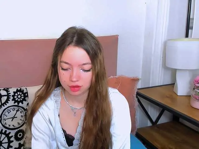 Live sex webcam photo for GraceShow #290901426