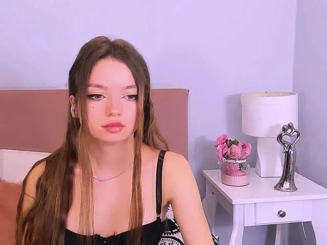 Live sex webcam photo for GraceShow #291046007