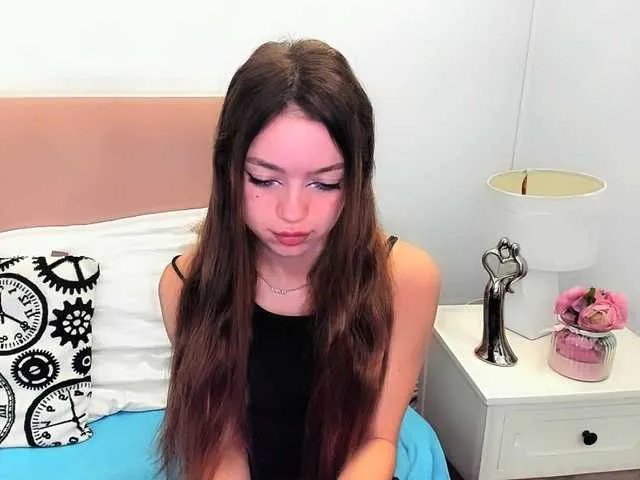 Live sex webcam photo for GraceShow #291344988