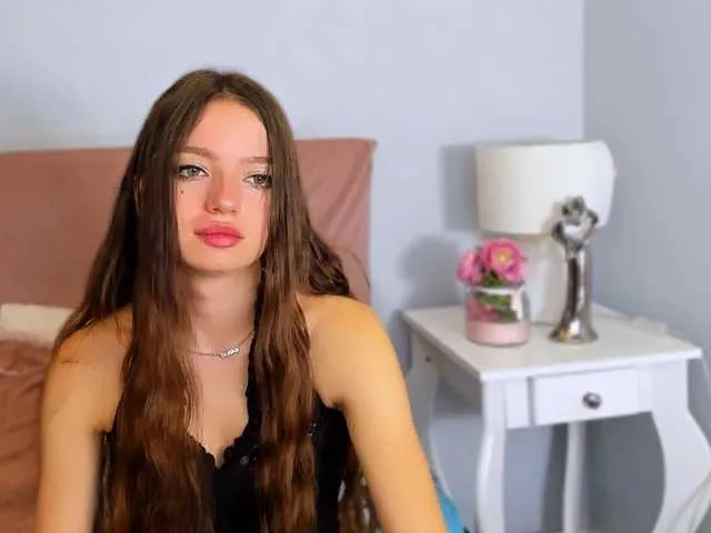 Live sex webcam photo for GraceShow #291814143