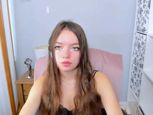 Live sex webcam photo for GraceShow #291822889