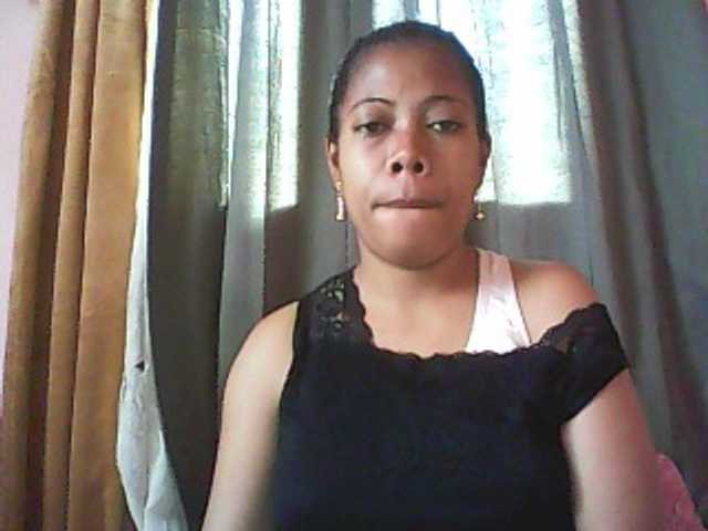 Live sex webcam photo for Graciellah #274513830