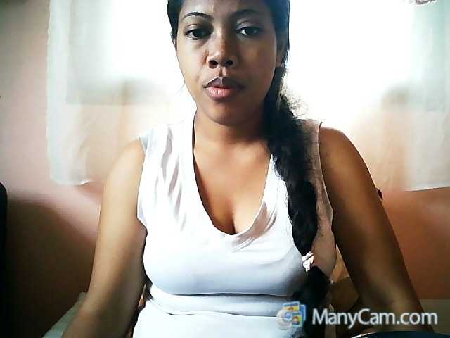 Live sex webcam photo for Graciellah #276651440