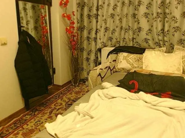 Live sex webcam photo for GrannyCarla #276759400