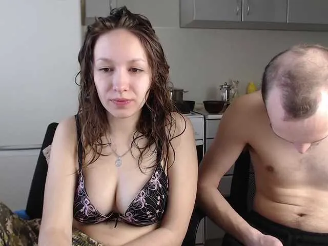 Live sex webcam photo for GreatCouple1 #273051523