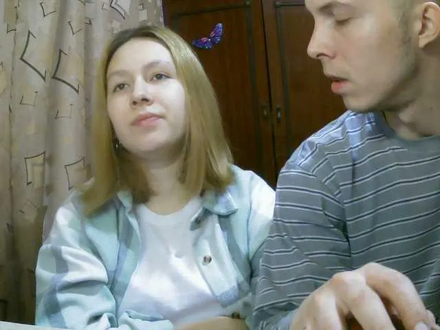 Live sex webcam photo for GreatCouple1 #276935415
