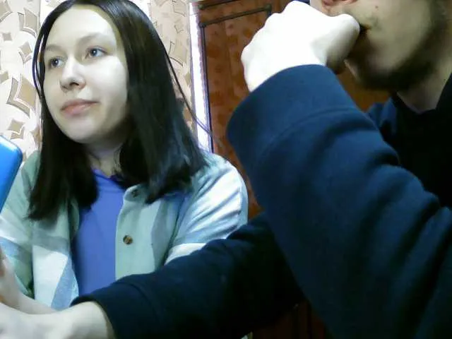 Live sex webcam photo for GreatCouple1 #277277449
