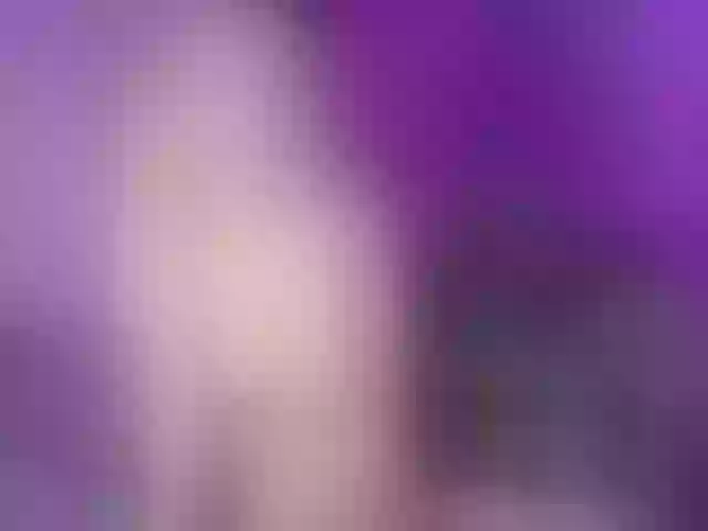 Live sex webcam photo for Greedy-Kim5 #276384107