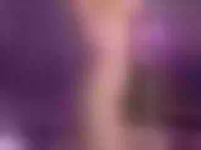 Live sex webcam photo for Greedy-Kim5 #276471256