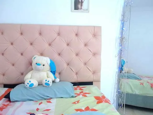 Live sex webcam photo for GreedyNaugthy #276008014