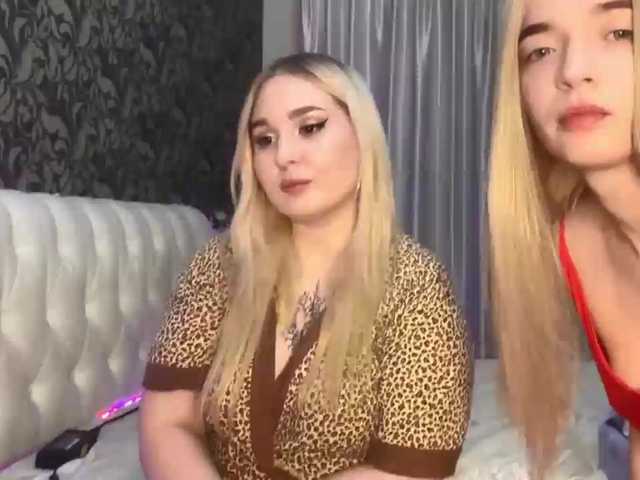 Live sex webcam photo for Greeenfriends6969 #276747416