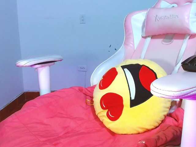 Live sex webcam photo for Greicy-lopez #290446461