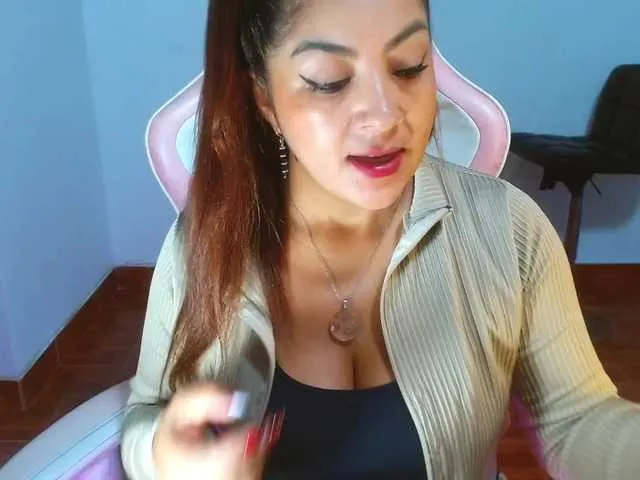 Live sex webcam photo for Greicy-lopez #291271851