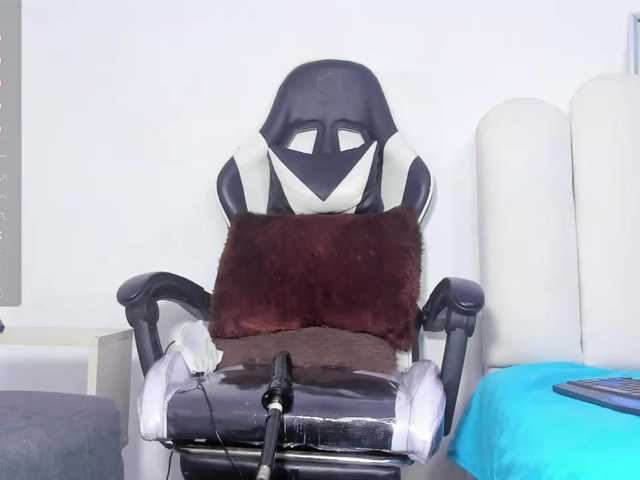 Live sex webcam photo for Gretta- #275593521