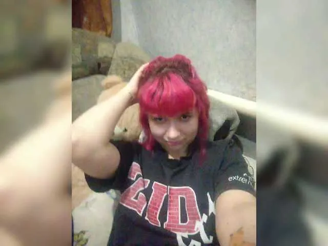 Live sex webcam photo for GrettaCandy #290646407