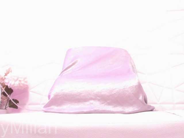 Live sex webcam photo for GreyMillan #273394204