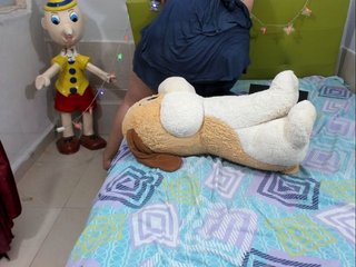 Live sex webcam photo for GreysMiller #168458453