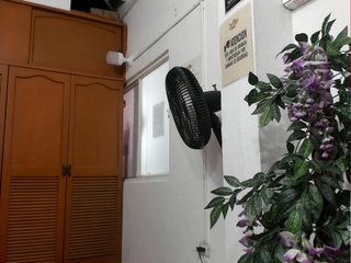 Live sex webcam photo for GreysMiller #169037146