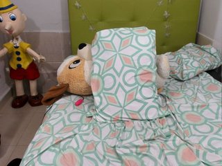 Live sex webcam photo for GreysMiller #169276134