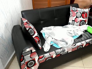 Live sex webcam photo for GreysMiller #174959247