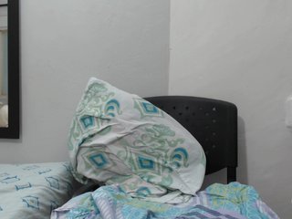 Live sex webcam photo for GreysMiller #181031774