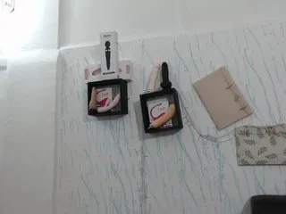 Live sex webcam photo for GreysMiller #191651578